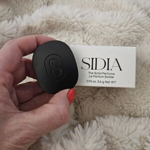 Sidia Leather & Vanilla Solid Perfume